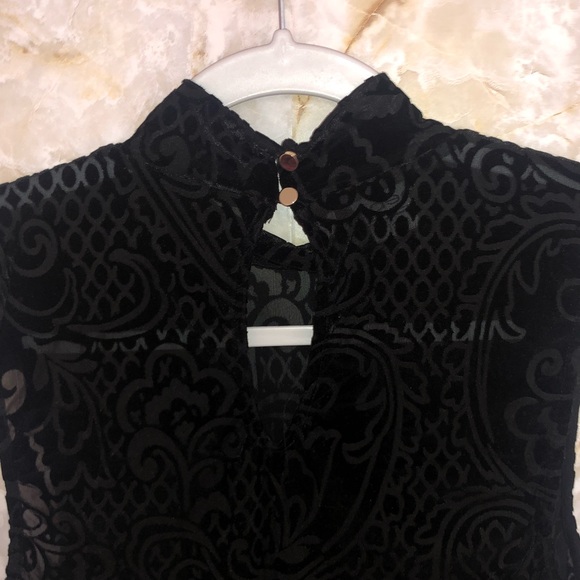 Velvet Patterned Top - Picture 5 of 5